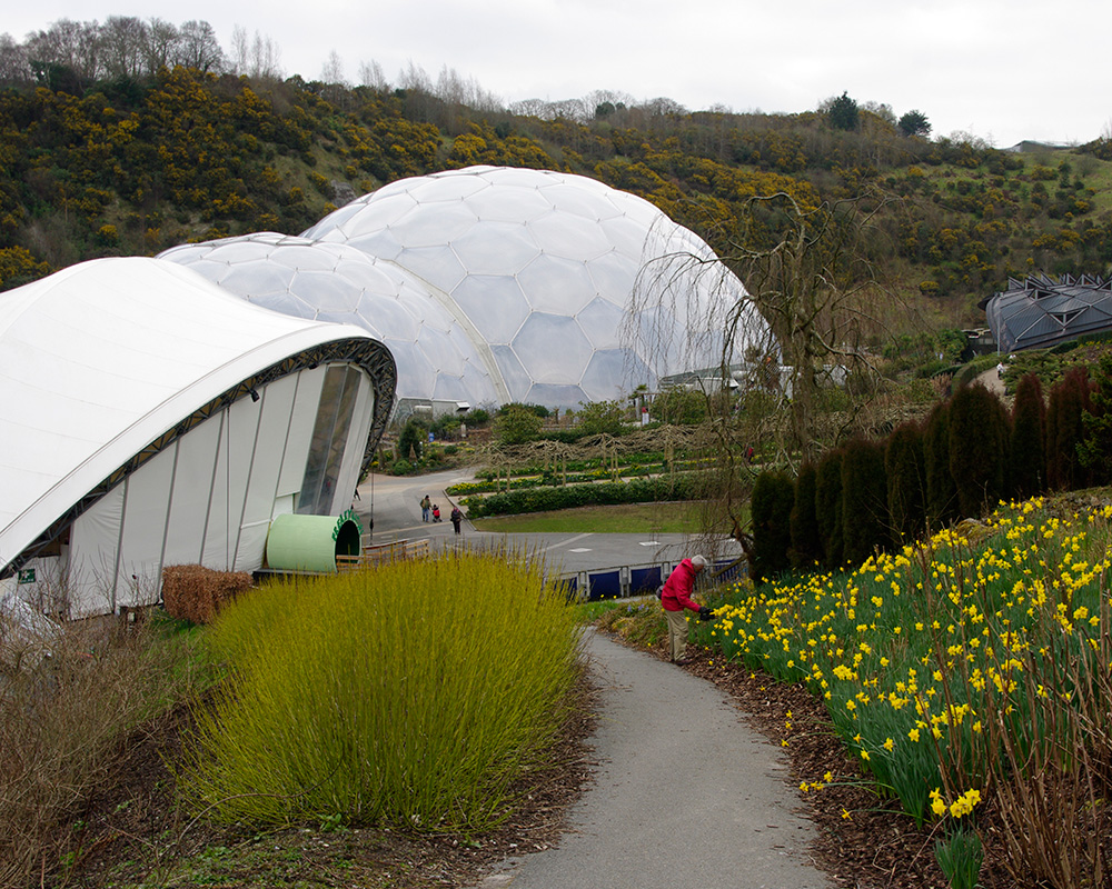 The Outdoor and Mediterranean Biomes - Eden Project