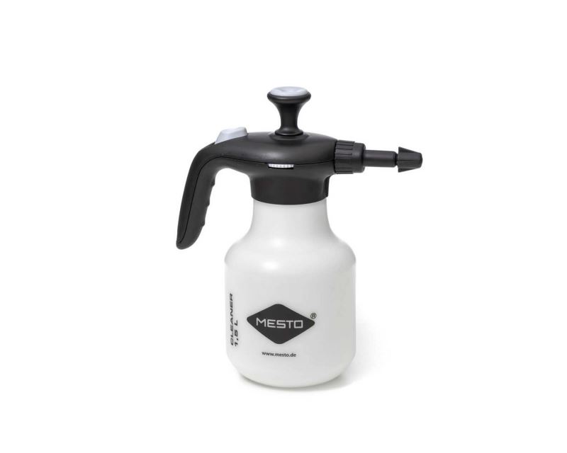 * The 3132BC Cleaner 1.5 pressure sprayer is suitable for strong alkaline agents.