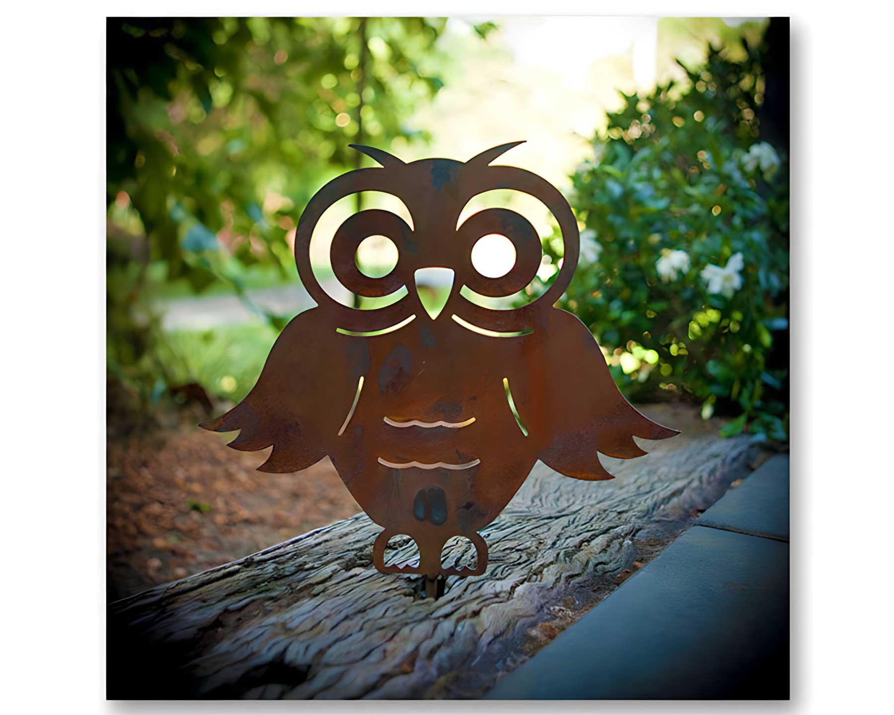 Owl - decorative garden art