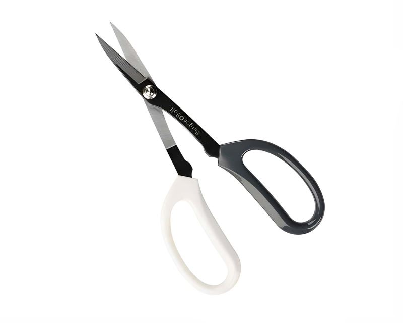 Japanese Pruning Scissors by Burgon and Ball