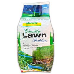 Lawn Fertiliser - Manutec