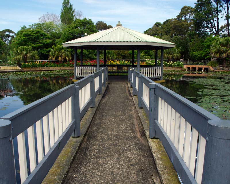 Lake Gazebo at Wollongong Botanic Gardens