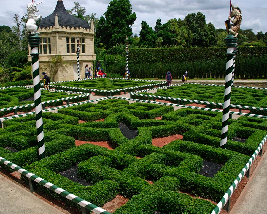 The Tudor Knot Garden - Hamilton Gardens