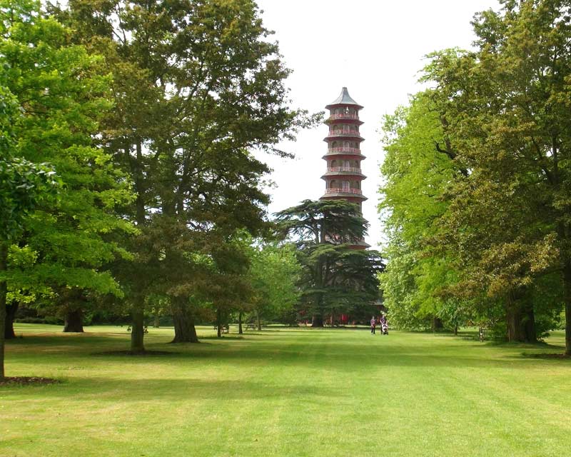 The famous Pagoda towers over everything - Kew Gardens