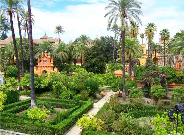 A view across the gardens- photos supplied by Turismo de Sevilla/Sevilla Tourism