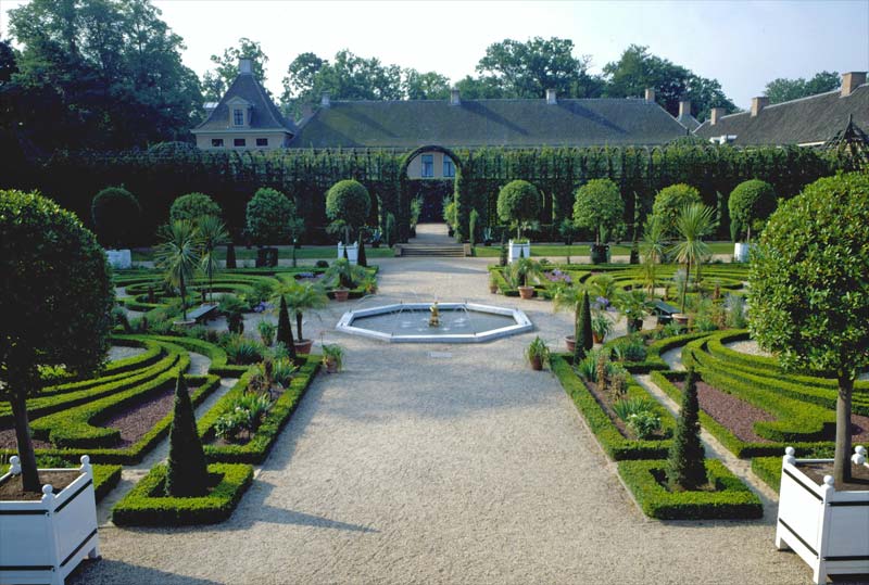 The Walled Garden - photos supplied by Palace Het Loo