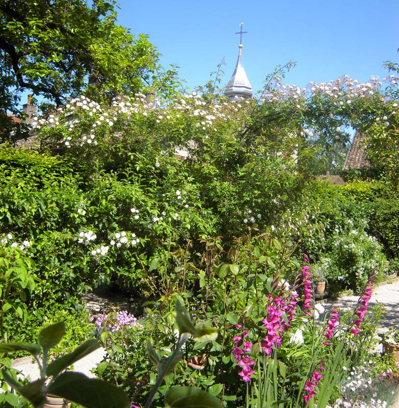 Garden of Smell - images supplied by Jardin des Cinq Sens