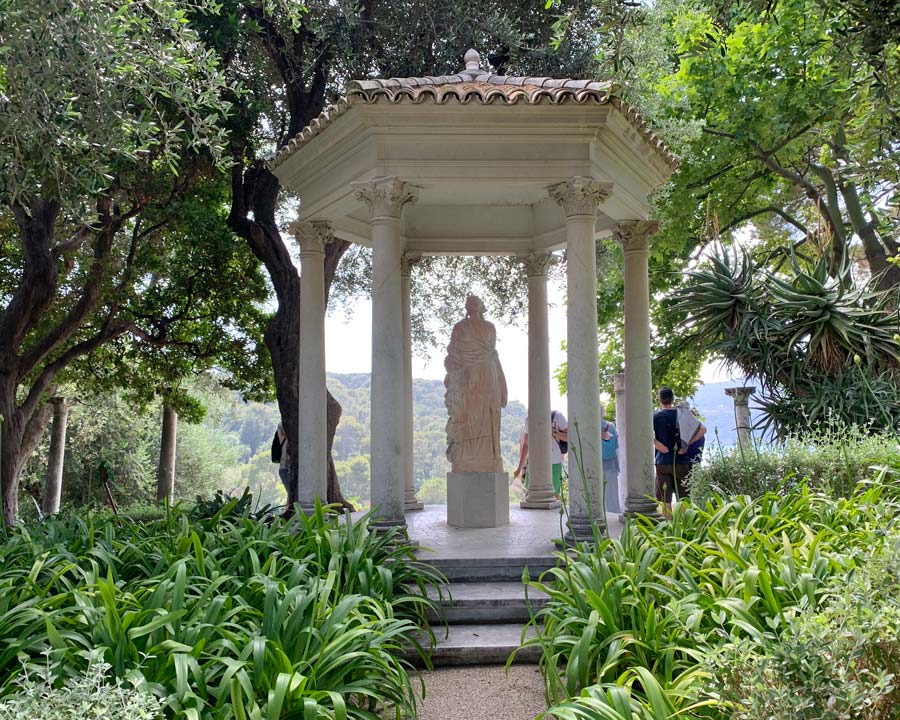 Hexangonal temple with sweeping views over the gardens - Ephrussi