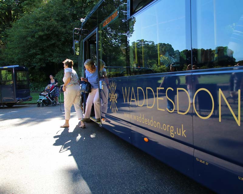 Waddesdon Manor, well organised shuttle transport.